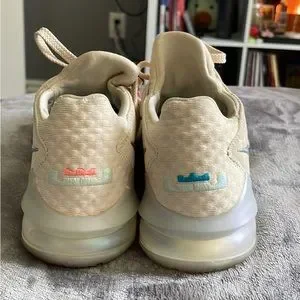 Nike | Shoes | Nike React Lebron James Easter Basketball  display picture 2